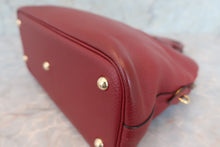 Load image into Gallery viewer, HERMES／BOLIDE 31 Clemence leather Rouge H □I Engraving Shoulder bag 600070093
