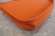 Load image into Gallery viewer, HERMES  EVELYNE TPM Epsom leather Orange □H Engraving Shoulder bag 800070010
