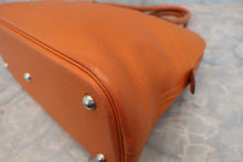 Load image into Gallery viewer, HERMES／BOLIDE 31 Clemence leather Orange □K Engraving Shoulder bag 600040142
