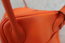 画像をギャラリービューアに読み込む, HERMES／エルメス リンディ30 ヴォースイフト オレンジ □L刻印 ショルダーバッグ 700050071

