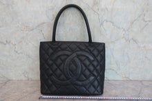 画像をギャラリービューアに読み込む, CHANEL/シャネル 復刻トート キャビアスキン ブラック/シルバー金具 トートバッグ 800070045
