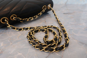 CHANEL/シャネル Vステッチチェーンショルダーバッグ ラムスキン ブラック/ゴールド金具 ショルダーバッグ 700090155