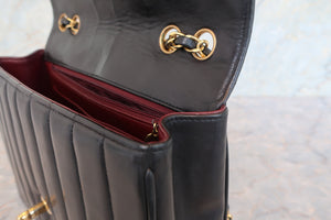 CHANEL/シャネル Vステッチチェーンショルダーバッグ ラムスキン ブラック/ゴールド金具 ショルダーバッグ 700090155