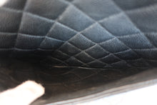 画像をギャラリービューアに読み込む, CHANEL/シャネル 復刻トート キャビアスキン ブラック/シルバー金具 トートバッグ 800070045
