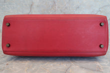 将图片加载到图库查看器，HERMES KELLY 32 Graine Couchevel leather Rouge vif Shoulder bag 500090116
