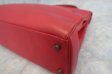 Load image into Gallery viewer, HERMES KELLY 32 Graine Couchevel leather Rouge vif Shoulder bag 500090116
