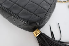 画像をギャラリービューアに読み込む, CHANEL/シャネル マトラッセフリンジチェーンショルダーバッグ ラムスキン ブラック/ゴールド金具 ショルダーバッグ 800090238

