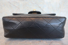 Load image into Gallery viewer, CHANEL Mini Matelasse single flap chain shoulder bag Lambskin Black/Gold hadware Shoulder bag 800060162
