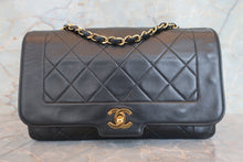 画像をギャラリービューアに読み込む, CHANEL/シャネル マトラッセチェーンショルダーバッグ ラムスキン ブラック/ゴールド金具 ショルダーバッグ 700080158
