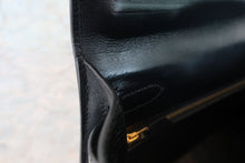 Load image into Gallery viewer, HERMES KELLY 32 Box carf leather Black □J Engraving Shoulder bag 700070117
