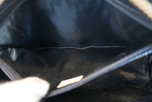 画像をギャラリービューアに読み込む, CHANEL/シャネル ココマークフリンジチェーンショルダーバッグ ラムスキン ブラック/ゴールド金具 ショルダーバッグ 700100221
