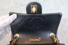 Load image into Gallery viewer, CHANEL Mini Matelasse single flap chain shoulder bag Lambskin Black/Gold hadware Shoulder bag 800060162
