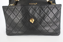 将图片加载到图库查看器，CHANEL/香奈儿 CF 链条包 羊皮 Black/Gold hardware(黑色/金色金属) 肩背包 800100077
