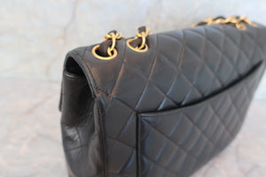 CHANEL Medium Matelasse single flap chain shoulder bag Lambskin Black/Gold hadware Shoulder bag 600040184
