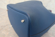 将图片加载到图库查看器，HERMES PICOTIN LOCK Eclat MM Clemence leather/Swift leather Deep blue/Anemone D刻印 Hand bag 600080193
