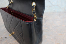 将图片加载到图库查看器，CHANEL/香奈儿 戴妃 CF 链条包 羊皮 Black/Gold hadware(黑色/金色金属) 肩背包 800030102
