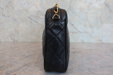 Load image into Gallery viewer, CHANEL Matelasse fringe chain shoulder bag Lambskin Black/Gold hadware Shoulder bag 800070028
