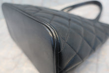 画像をギャラリービューアに読み込む, CHANEL/シャネル 復刻トート キャビアスキン ブラック/シルバー金具 トートバッグ 800010079
