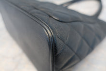 画像をギャラリービューアに読み込む, CHANEL/シャネル 復刻トート キャビアスキン ブラック/シルバー金具 トートバッグ 800010079
