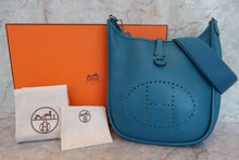 將圖片載入圖庫檢視器 HERMES／エルメス エブリン3ＰＭ トリヨンクレマンス ブルーイズミール ショルダーバッグ 700100190
