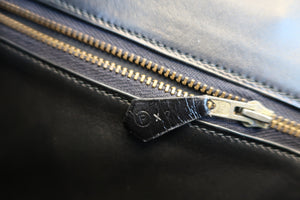 HERMES／エルメス コンスタンス24 ボックスカーフ ブラック 〇P刻印 ショルダーバッグ 700090176