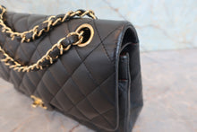 画像をギャラリービューアに読み込む, CHANEL/シャネル マトラッセＷフラップＷチェーンショルダーバッグ ラムスキン ブラック/ゴールド金具 ショルダーバッグ 800070050
