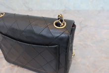 将图片加载到图库查看器，CHANEL/香奈儿 迷你CF 单盖 链条包 羊皮 Black/Gold hadware(黑色/金色金属) 肩背包 800030199
