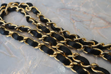 将图片加载到图库查看器，CHANEL/香奈儿 迷你CF 单盖 链条包 羊皮 Black/Gold hadware(黑色/金色金属) 肩背包 800030199
