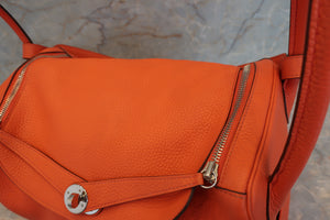 HERMES／エルメス リンディ34 トリヨンクレマンス オレンジポピー T刻印 ショルダーバッグ 700090196