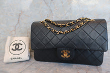 Load image into Gallery viewer, CHANEL Matelasse double flap double chain shoulder bag Lambskin Black/Gold hadware Shoulder bag 600050004
