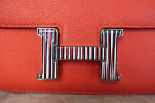 Load image into Gallery viewer, HERMES CONSTANCE3 MINI Optique Evercolor leather Capucine C Engraving Shoulder bag 700120098
