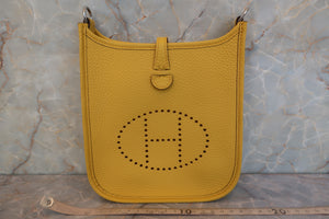 HERMES EVELYNE TPM Clemence leather Jaune de naples W刻印 Shoulder bag 600080203