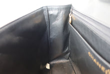 画像をギャラリービューアに読み込む, CHANEL/シャネル 中マトラッセシングルフラップチェーンショルダーバッグ ラムスキン ブラック/ゴールド金具 ショルダーバッグ 700100230
