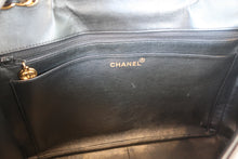 画像をギャラリービューアに読み込む, CHANEL/シャネル 中マトラッセシングルフラップチェーンショルダーバッグ ラムスキン ブラック/ゴールド金具 ショルダーバッグ 700100230
