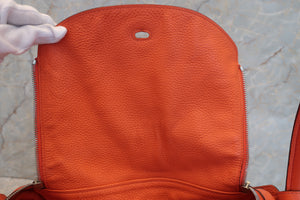 HERMES／エルメス リンディ34 トリヨンクレマンス オレンジポピー T刻印 ショルダーバッグ 700090196
