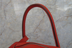 HERMES／エルメス リンディ30 ヴォースイフト カプシーヌ T刻印 ショルダーバッグ 700020033
