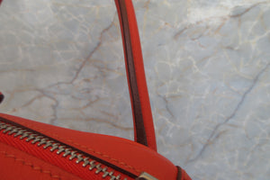 HERMES／エルメス リンディ30 ヴォースイフト カプシーヌ T刻印 ショルダーバッグ 700020033