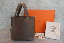 画像をギャラリービューアに読み込む, HERMES／エルメス ピコタンロックＭＭ トリヨンクレマンス エトゥープ B刻印 ハンドバッグ 800010129
