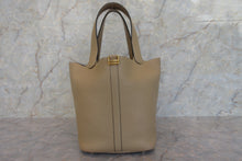 Load image into Gallery viewer, HERMES PICOTIN LOCK MM Clemence leather Trench Y Engraving Hand bag 700020070
