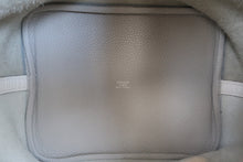 画像をギャラリービューアに読み込む, HERMES／エルメス ピコタンロックカザックＭＭ トリヨンクレマンス ホワイト/パールグレー □P刻印 ハンドバッグ 800010096
