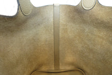 Load image into Gallery viewer, HERMES PICOTIN LOCK MM Clemence leather Trench Y Engraving Hand bag 700020070
