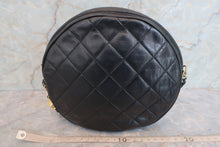 将图片加载到图库查看器，CHANEL/香奈儿 CF 流苏 链条 肩背包 羊皮 Black/Gold hadware(黑色/金色金属) 肩背包 600070084
