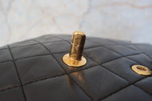 Load image into Gallery viewer, CHANEL Matelasse double flap double chain shoulder bag LambskinBlack/Gold hadware Shoulder bag 700120091
