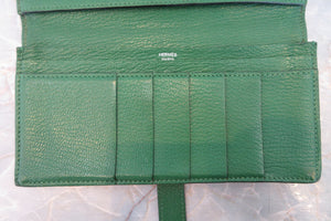 HERMES／エルメス ベアンスフレ シェーブル グリーン □N刻印 財布 700030113