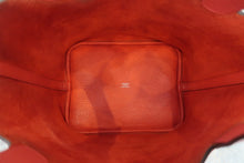 画像をギャラリービューアに読み込む, HERMES／エルメス ピコタンロックＭＭ トリヨンクレマンス ルージュピヴォワンヌ R刻印 ハンドバッグ 800020237

