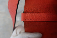 画像をギャラリービューアに読み込む, HERMES／エルメス ピコタンロックＭＭ トリヨンクレマンス ルージュピヴォワンヌ R刻印 ハンドバッグ 800020237
