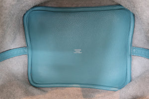 HERMES／エルメス ピコタンロックＭＭ トリヨンクレマンス ブルーアトール T刻印 ハンドバッグ 700090195