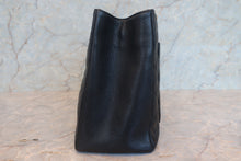 Load image into Gallery viewer, CHANEL GST Tote bag Lambskin Black/Gold hadware Tote bag 700120077
