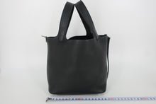 Load image into Gallery viewer, HERMES PICOTIN LOCK PM Clemence leather Black U Engraving Hand bag 800100018
