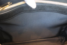 Load image into Gallery viewer, CHANEL GST Tote bag Lambskin Black/Gold hadware Tote bag 700120077
